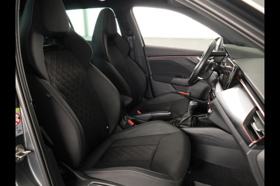 Škoda Kamiq 1.0 TSI Sport Business 110pk | Panoramadak | Navigatie | Parkeercamera | Cirtual Cockpit | Led koplampen | 18 inch Lichtmetalen velgen