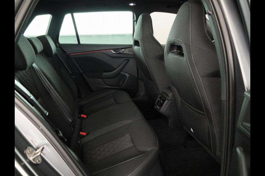 Škoda Kamiq 1.0 TSI Sport Business 110pk | Panoramadak | Navigatie | Parkeercamera | Cirtual Cockpit | Led koplampen | 18 inch Lichtmetalen velgen