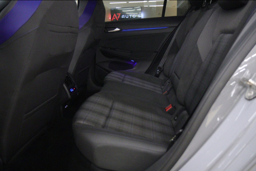Volkswagen Golf 1.4 eHybrid GTE / HEADUP/PANO/IQLIGHT/CAM/CARPLAY/VOL