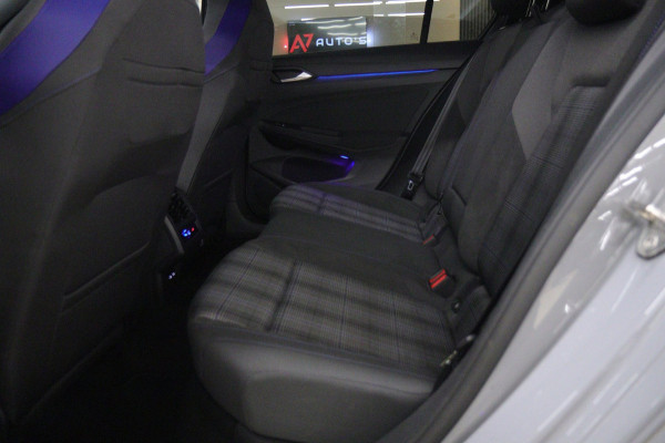 Volkswagen Golf 1.4 eHybrid GTE / HEADUP/PANO/IQLIGHT/CAM/CARPLAY/VOL