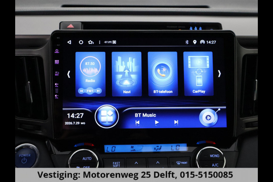 Toyota RAV4 2.5 STYLE HYBRIDE 4-WD SILVERLINE GARANTIE 4-2028* 1650 TREKGEWICHT . GARANTIE TOT 04-2028! . PARKEERSENSOREN VOOR & ACHTER . KEYLESS ENTRY  .