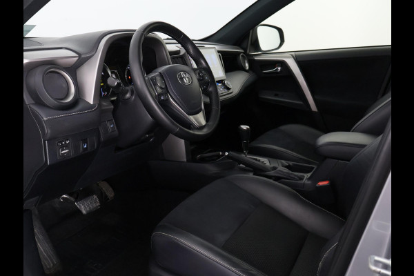 Toyota RAV4 2.5 STYLE HYBRIDE 4-WD SILVERLINE GARANTIE 4-2028* 1650 TREKGEWICHT . GARANTIE TOT 04-2028! . PARKEERSENSOREN VOOR & ACHTER . KEYLESS ENTRY  .
