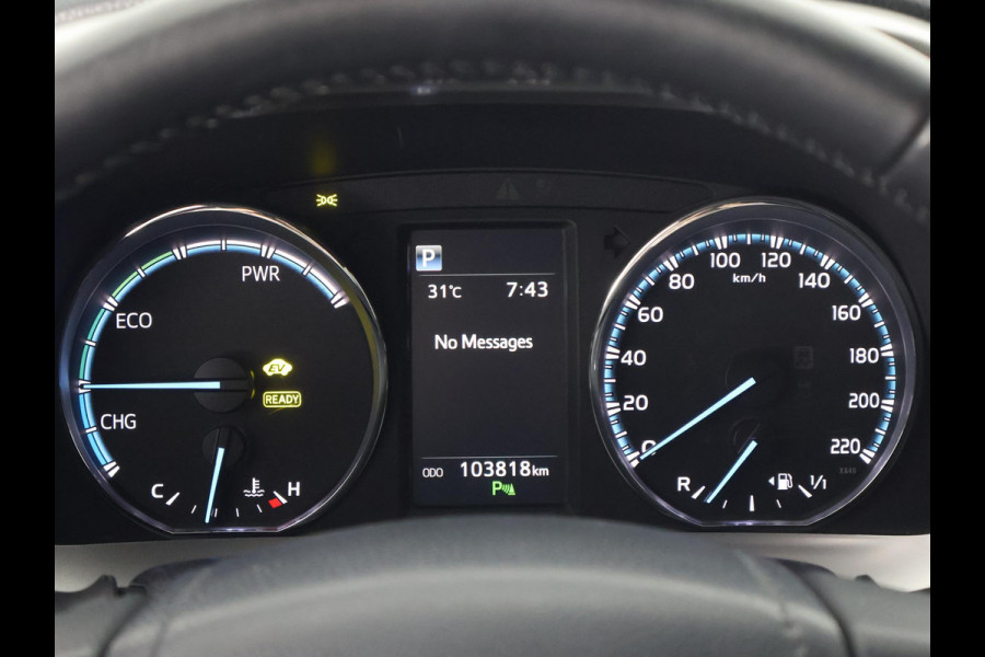 Toyota RAV4 2.5 STYLE HYBRIDE 4-WD SILVERLINE GARANTIE 4-2028* 1650 TREKGEWICHT . GARANTIE TOT 04-2028! . PARKEERSENSOREN VOOR & ACHTER . KEYLESS ENTRY  .