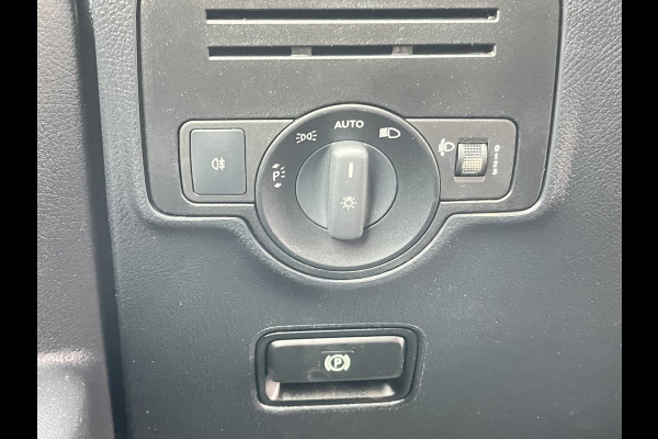 Mercedes-Benz Vito 119 1.9 CDI 190pk Automaat 190PK L2H1 Climate Control Adaptieve Cruise Control Trekhaak Navigatie Camera Stoelverwarming