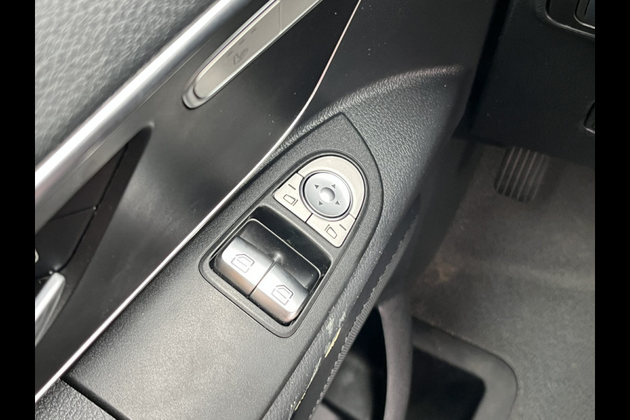Mercedes-Benz Vito 119 1.9 CDI 190pk Automaat 190PK L2H1 Climate Control Adaptieve Cruise Control Trekhaak Navigatie Camera Stoelverwarming