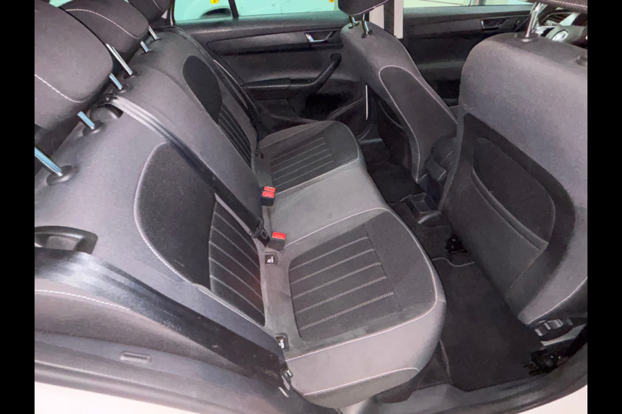 Škoda Fabia Combi 1.0 TSI Business Edition Carplay, Stoelverwarming, LMV, Cruise, PDC