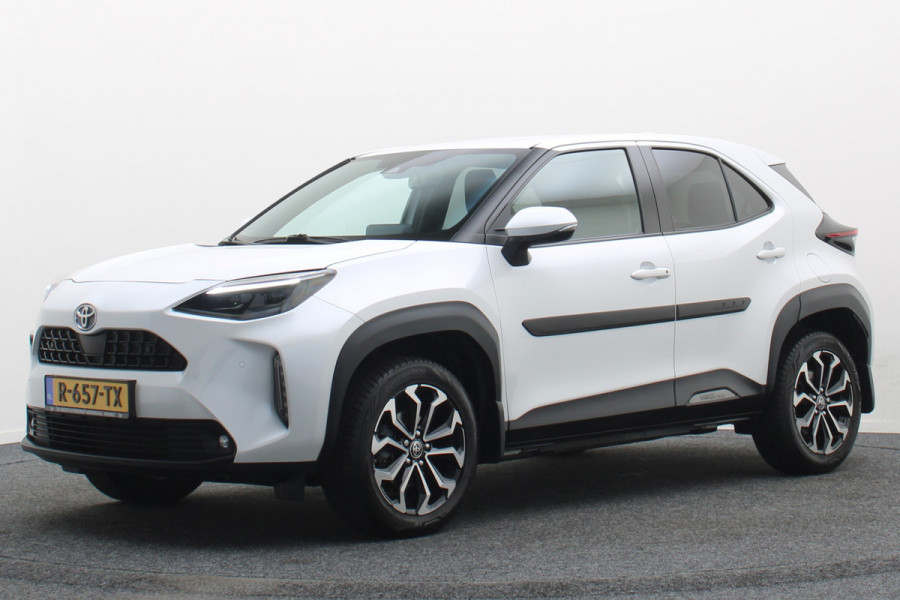 Toyota Yaris Cross 1.5 Hybrid Adventure Winterpakket, Climate, ACC, Camera, Apple Carplay, LED, PDC, 17''
