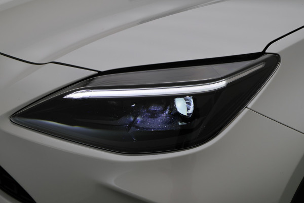 Toyota Yaris Cross 1.5 Hybrid Adventure Winterpakket, Climate, ACC, Camera, Apple Carplay, LED, PDC, 17''