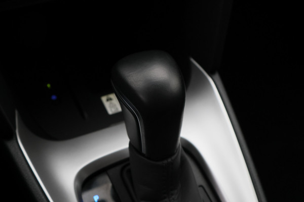 Toyota Yaris Cross 1.5 Hybrid Adventure Winterpakket, Climate, ACC, Camera, Apple Carplay, LED, PDC, 17''