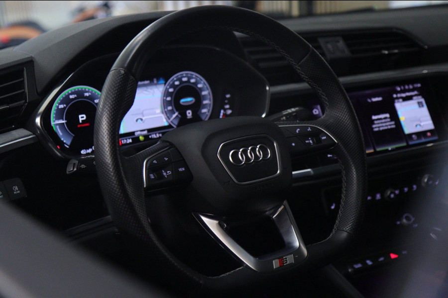 Audi Q3 Sportback 45 TFSI e S Edition 3X S-Line /PANO/KEYLES/STOELV/BOMVOL