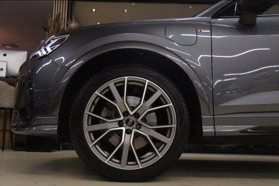 Audi Q3 Sportback 45 TFSI e S Edition 3X S-Line /PANO/KEYLES/STOELV/BOMVOL