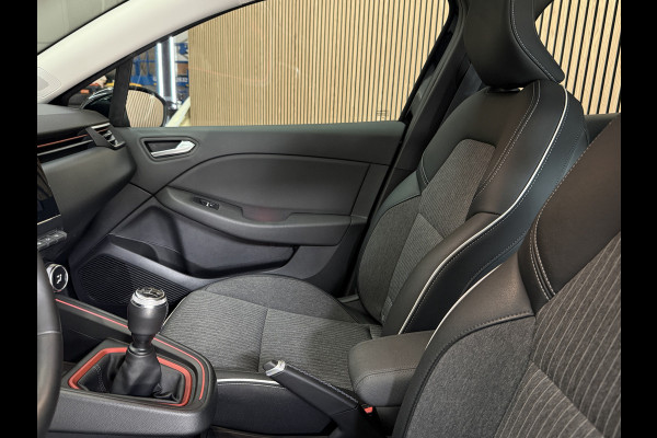 Renault Clio 1.0 TCe 100 pk Intens | Groot Navi | 360 | Stoel & Stuur verwarming | Carplay | 100% Dealer onderhouden!