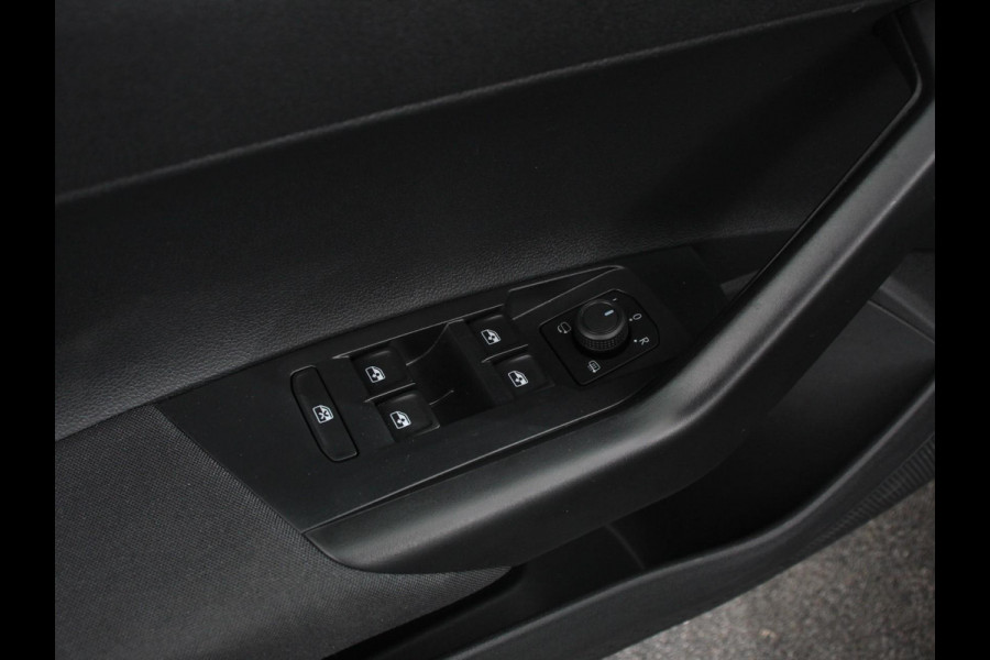 Volkswagen Polo 1.0 TSI DSG Life Airco Cruise control Parkeersensoren Led Apple Carplay/ Android Auto Elektrische ramen