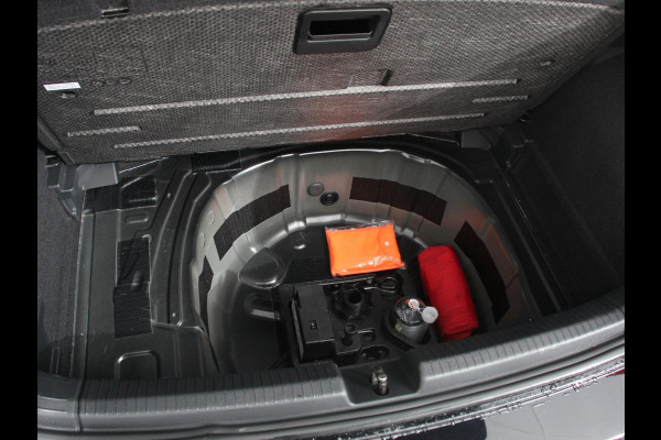 Volkswagen Polo 1.0 TSI DSG Life Airco Cruise control Parkeersensoren Led Apple Carplay/ Android Auto Elektrische ramen