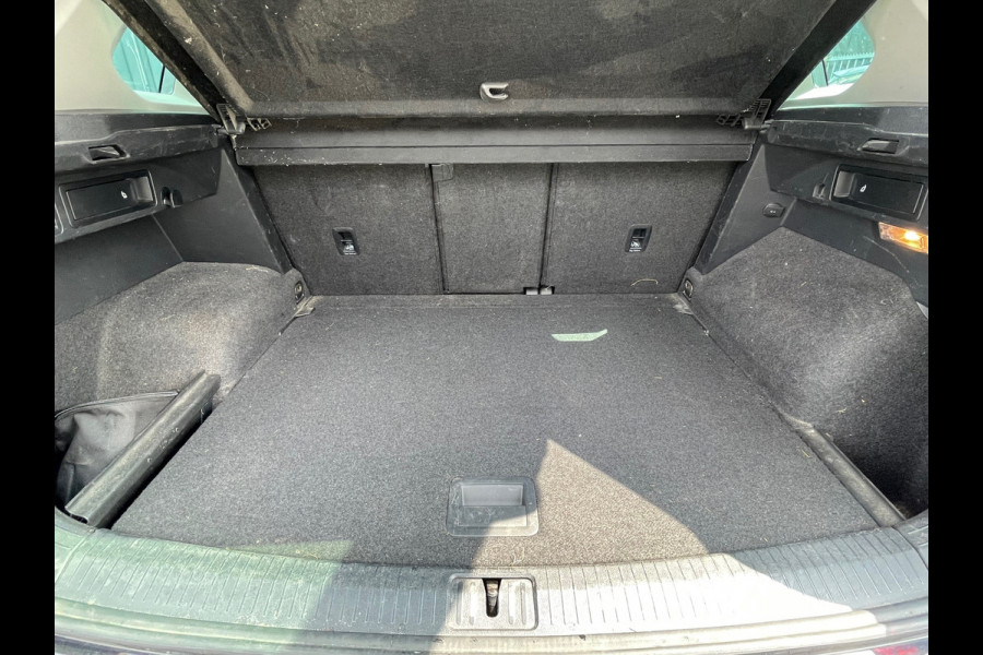 Volkswagen Tiguan 1.4 TSI Comfortline Business|Trekhaak|ACC|Navi|PDC|Apple Carplay|