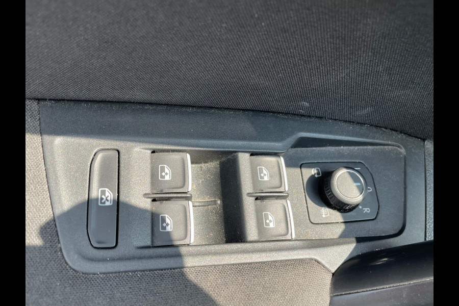 Volkswagen Tiguan 1.4 TSI Comfortline Business|Trekhaak|ACC|Navi|PDC|Apple Carplay|