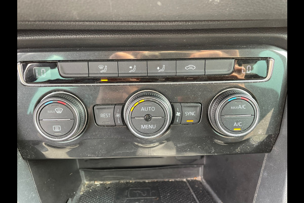 Volkswagen Tiguan 1.4 TSI Comfortline Business|Trekhaak|ACC|Navi|PDC|Apple Carplay|