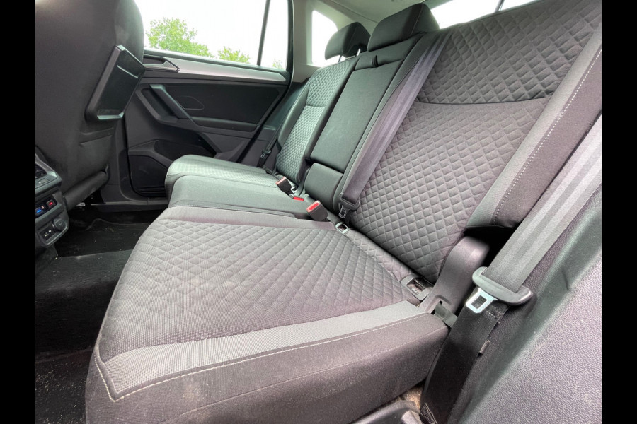 Volkswagen Tiguan 1.4 TSI Comfortline Business|Trekhaak|ACC|Navi|PDC|Apple Carplay|
