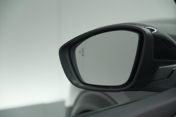 Peugeot 2008 PureTech 130 GT Pack | Leer-Pakket | Dodehoekdetectie | Camera | Navigatie