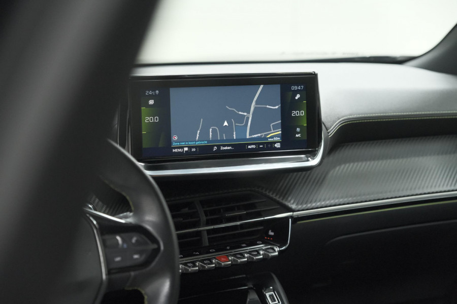 Peugeot 2008 PureTech 130 GT Pack | Leer-Pakket | Dodehoekdetectie | Camera | Navigatie