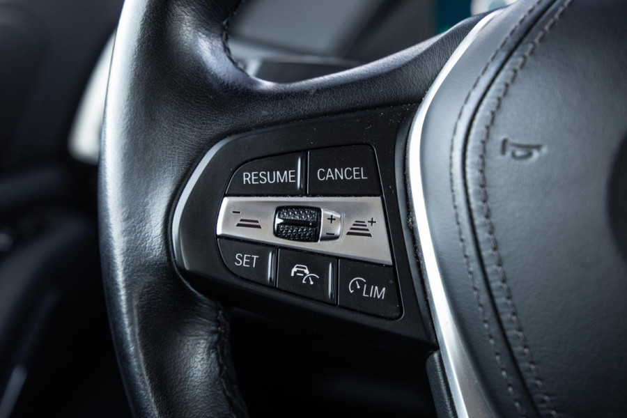 BMW X5 xDrive45e Executive CARPLAY / CAMERA / DEALER ONDERHOUDEN / ZWART LEER / TREKHAAK