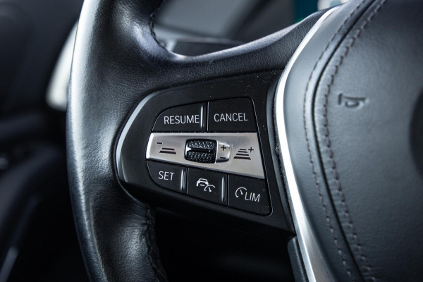 BMW X5 xDrive45e Executive CARPLAY / CAMERA / DEALER ONDERHOUDEN / ZWART LEER / TREKHAAK