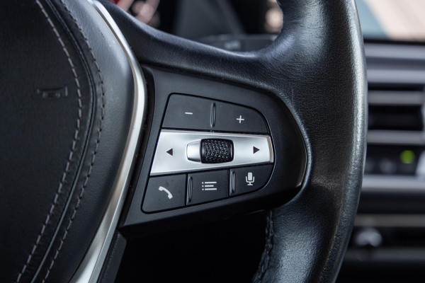 BMW X5 xDrive45e Executive CARPLAY / CAMERA / DEALER ONDERHOUDEN / ZWART LEER / TREKHAAK