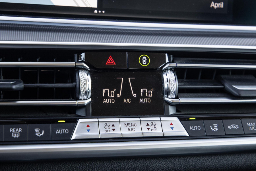 BMW X5 xDrive45e Executive CARPLAY / CAMERA / DEALER ONDERHOUDEN / ZWART LEER / TREKHAAK