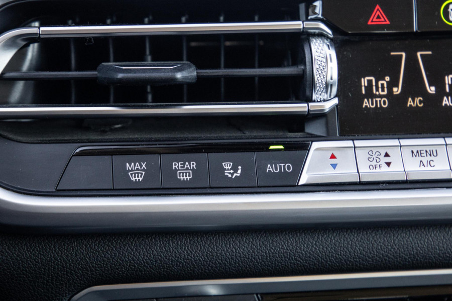 BMW X5 xDrive45e Executive CARPLAY / CAMERA / DEALER ONDERHOUDEN / ZWART LEER / TREKHAAK