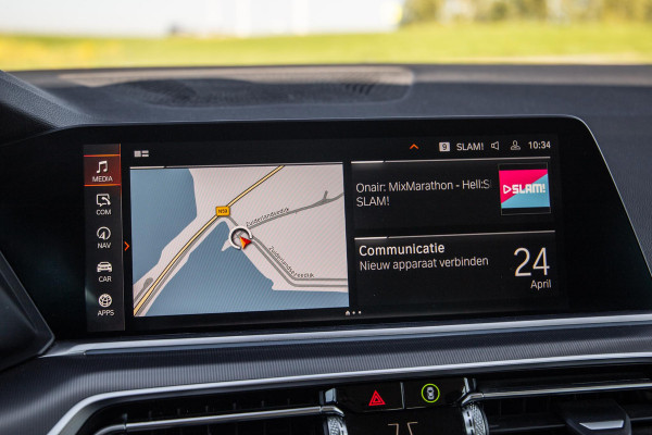 BMW X5 xDrive45e Executive CARPLAY / CAMERA / DEALER ONDERHOUDEN / ZWART LEER / TREKHAAK