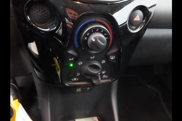 Peugeot 108 1.0 e-VTi Allure TOP! - Automaat - Navi - ToTone - Airco - Org.NL