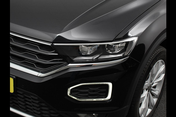 Volkswagen T-Roc 1.5 TSI DSG Sport 150 PK Navigatie Apple Carplay/Android Auto Climate Control Camera Adaptive Cruise Control Electrisch bedienbare achterklep