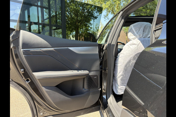Changan Deepal S05 MAX 200KW | NIEUWSTAAT | PANORAMADAK | 20" LMV | 360° CAMERA | HEAD-UP DISPLAY | LEDEREN BEKLEDING | STOELVERWARMING | FULL OPTIONS | FABRIEKSGARANTIE T/M 2033 |
