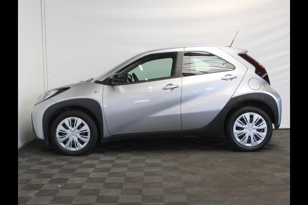 Toyota Aygo X 1.0 VVT-i MT Play AIRCO | CARPLAY | CAMERA | LED | DAB | ADAPCRUISE | BLUETOOTH