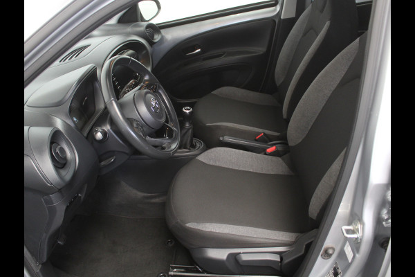 Toyota Aygo X 1.0 VVT-i MT Play AIRCO | CARPLAY | CAMERA | LED | DAB | ADAPCRUISE | BLUETOOTH