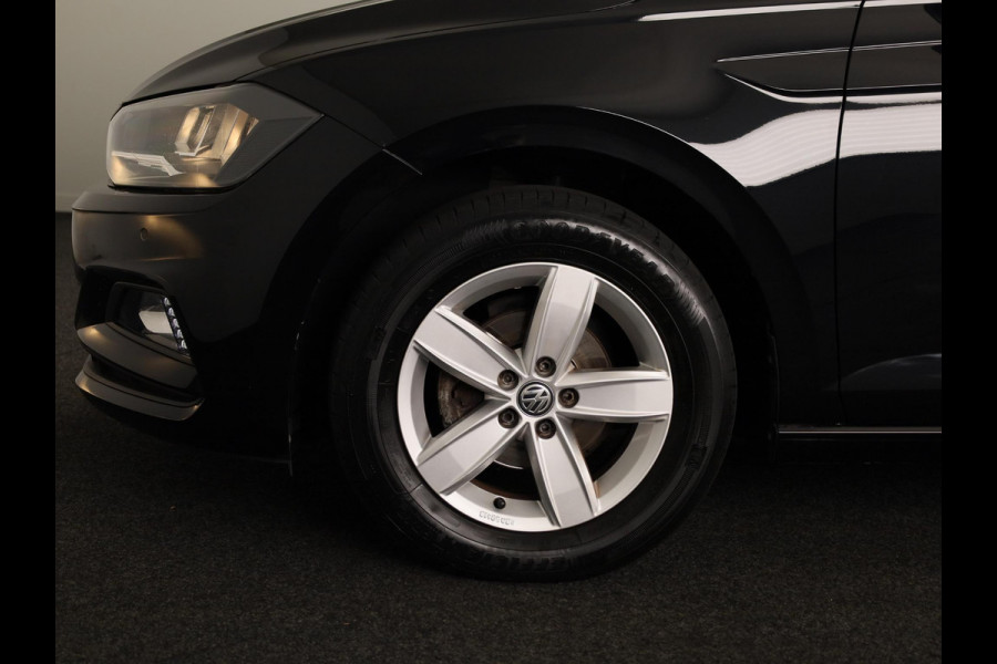 Volkswagen Polo 1.0 TSI Comfortline 95 PK | Automaat (DSG) | Navigatie | Parkeersensoren | Adative cruise control