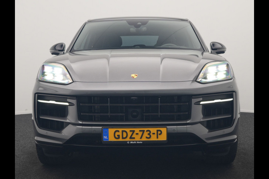 Porsche Cayenne Coupé 3.0 E-Hybrid PHEV | MY 2024 Facelift | Trekhaak Af Fabriek | Panodak | Luchtvering | Sportuitlaat | PDLS+ | Sport Chrono | InnoDrive Adaptive Cruise | SportDesign | Head up | Soft Close | 22"L.M | 360 Camera | Plug In Hybrid |
