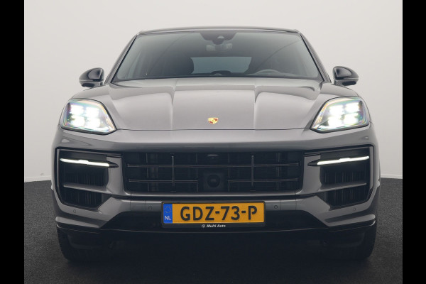Porsche Cayenne Coupé 3.0 E-Hybrid PHEV | MY 2024 Facelift | Trekhaak Af Fabriek | Panodak | Luchtvering | Sportuitlaat | PDLS+ | Sport Chrono | InnoDrive Adaptive Cruise | SportDesign | Head up | Soft Close | 22"L.M | 360 Camera | Plug In Hybrid |