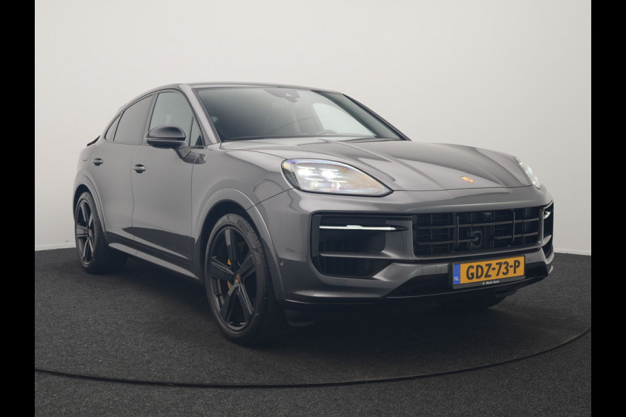 Porsche Cayenne Coupé 3.0 E-Hybrid PHEV | MY 2024 Facelift | Trekhaak Af Fabriek | Panodak | Luchtvering | Sportuitlaat | PDLS+ | Sport Chrono | InnoDrive Adaptive Cruise | SportDesign | Head up | Soft Close | 22"L.M | 360 Camera | Plug In Hybrid |