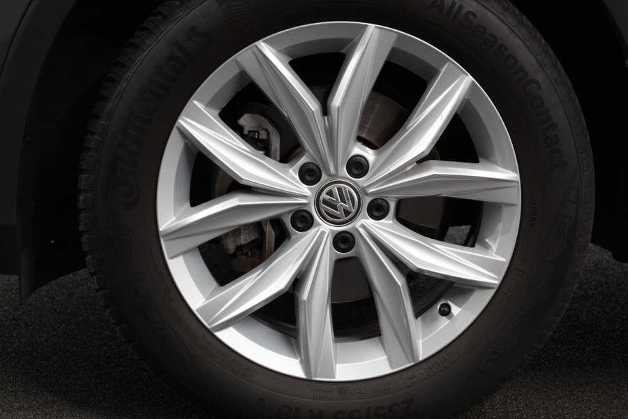 Volkswagen Tiguan Allspace 1.5 TSI 150pk DSG HighLine 7p. Navigatie Climate Control Lichtmetalen velgen Electrische Achterklep DAB Led Stoelverwarming