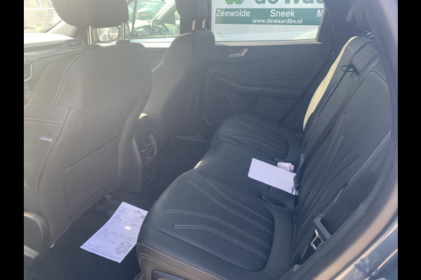 Ford Kuga 2.5 FHEV Vignale | Trekhaak elektrisch uitklapbaar | Panoramadak | Adaptive cruise control | Head up display | 19 inch | Winter Pack