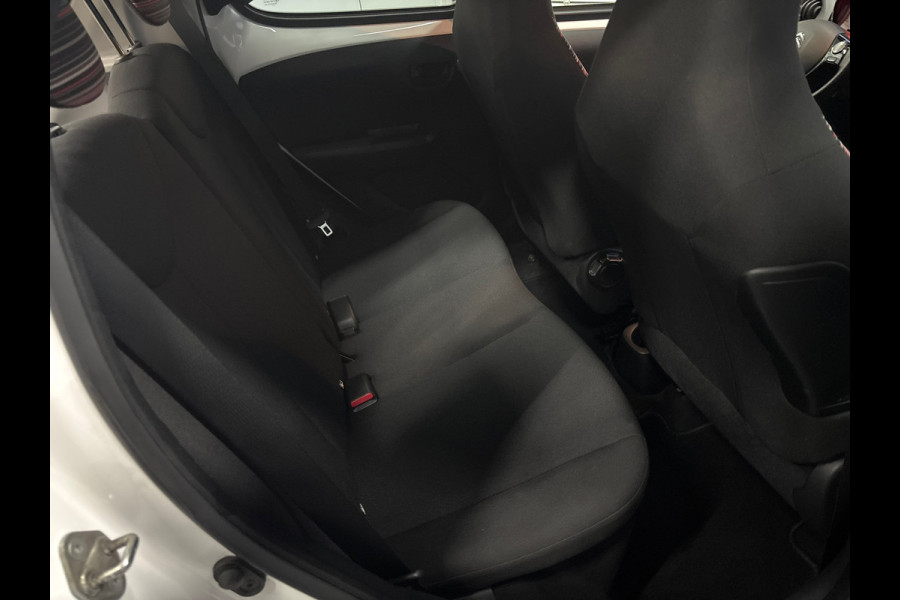 Citroën C1 1.0 VTi Feel Airco | Camera |Carplay | 5 deurs | elktr. pakket