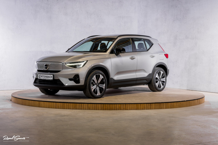 Volvo XC40 Recharge Ultimate 70 kWh | Panorama dak | Harman Kardon | Adaptieve cruise | Memory | Blis |