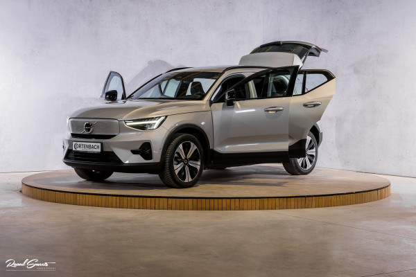 Volvo XC40 Recharge Ultimate 70 kWh | Panorama dak | Harman Kardon | Adaptieve cruise | Memory | Blis |