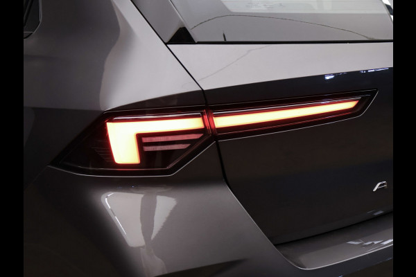 Opel Astra 1.2 Edition Sport (APPLE CARPLAY,NAVI,DIGITAL COCKPIT,PDC,CLIMATE,CRUISE,LED,SPORTSTOELEN,LM VELGEN,NETTE STAAT)