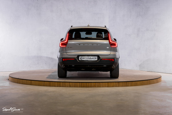 Volvo XC40 Single Motor Extended Range Plus 82 kWh | Adaptieve cruise | Blis | Full LED |