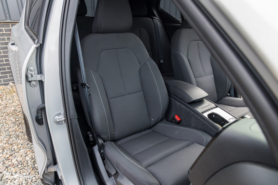 Volvo XC40 Single Motor Extended Range Plus 82 kWh | Adaptieve cruise | Blis | Full LED |
