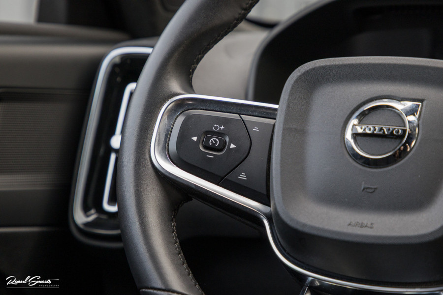 Volvo XC40 Single Motor Extended Range Plus 82 kWh | Adaptieve cruise | Blis | Full LED |
