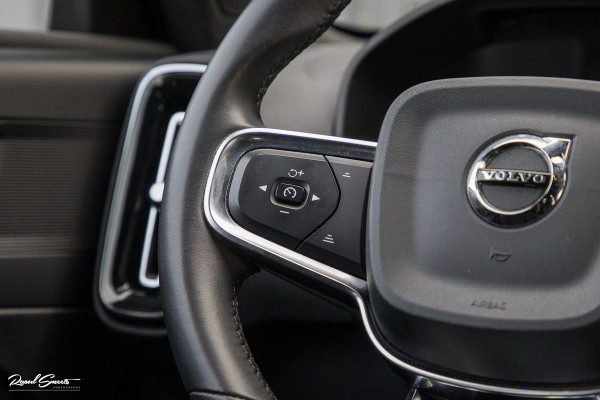 Volvo XC40 Single Motor Extended Range Plus 82 kWh | Adaptieve cruise | Blis | Full LED |