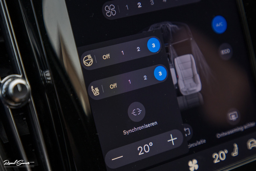 Volvo XC40 Single Motor Extended Range Plus 82 kWh | Adaptieve cruise | Blis | Full LED |